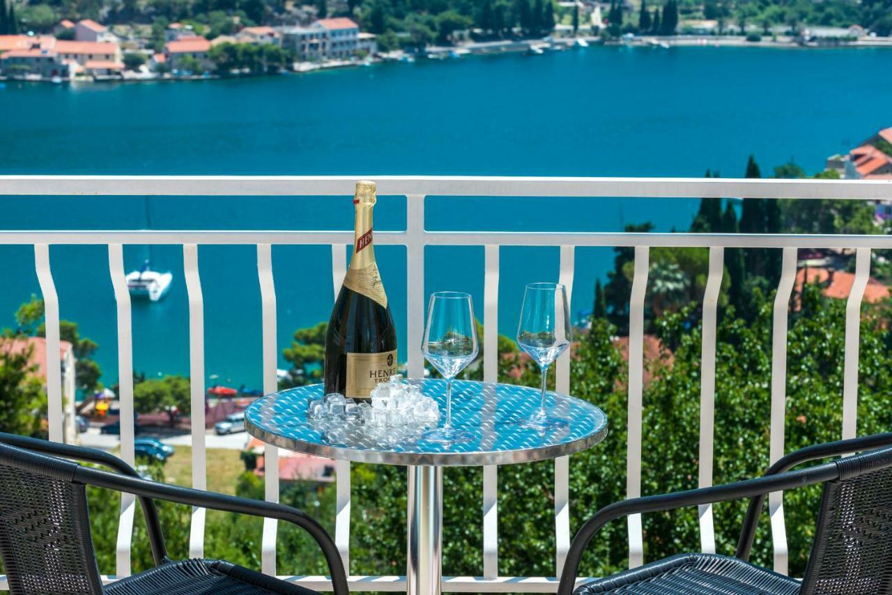 Villa Belvedere Затон Экстерьер фото