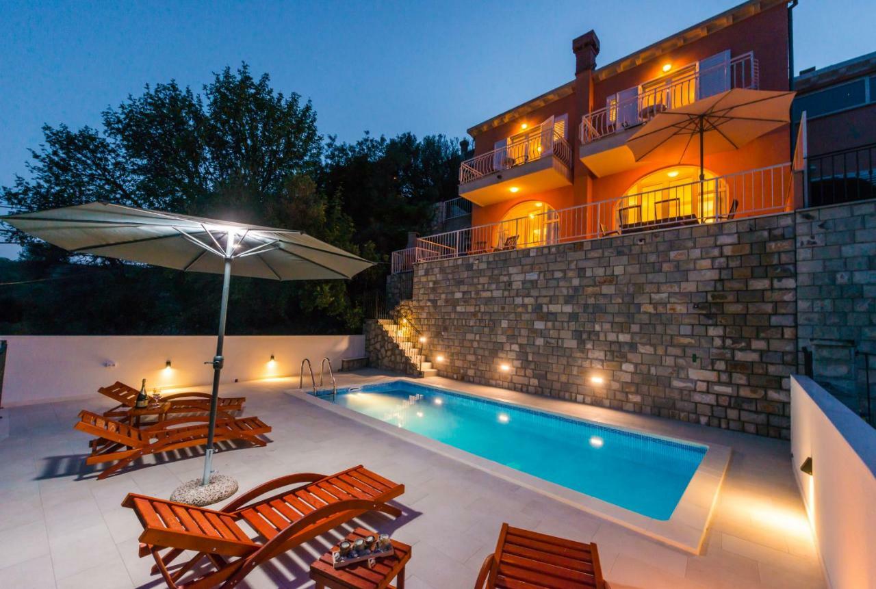 Villa Belvedere Затон Экстерьер фото
